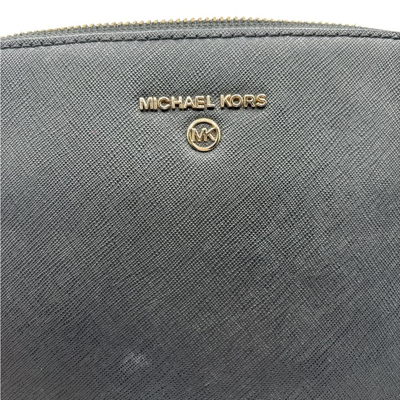 MICHAEL MK Michael Kors Jet Set Large Stud Dome Crossbody Bag - Picture 7 of 11